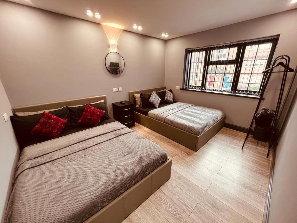 Urban Escape *4 Bedroom House* With Free Parking Birmingham Exterior foto